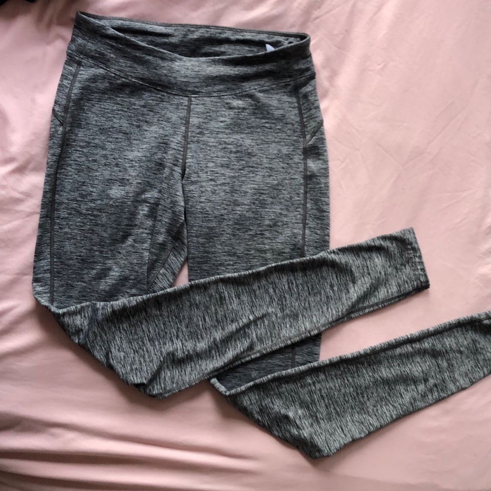 Athletic leggings